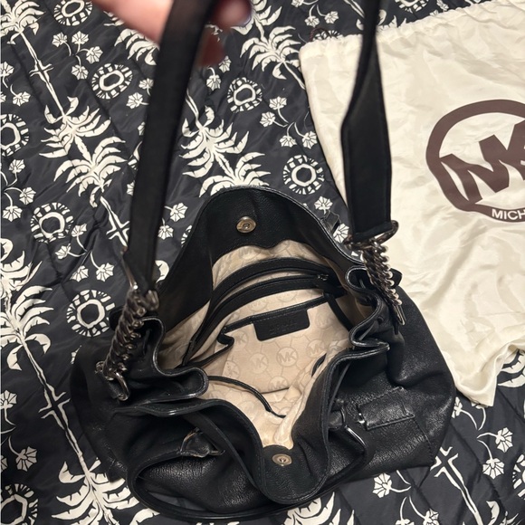 Michael Kors Black Leather Shoulder Bag - Picture 8 of 12